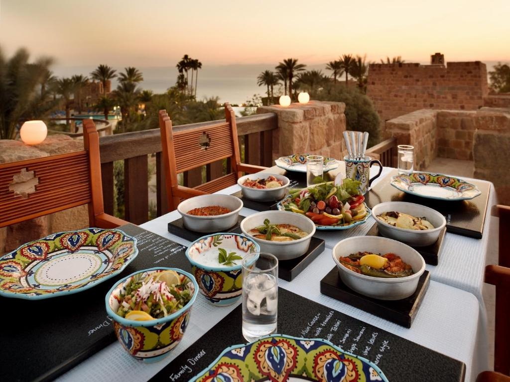 Movenpick Resort Spa Dead Sea  Dining  Food And Beverages 5   Copy   Copy